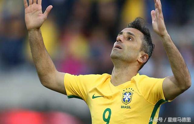 集结日葡超传出新动向;法兰克福再遭质疑;管理层表态——媒体盛赞;高层口径保持一致(葡超积分榜最新排名) 集结日葡超传出新动向;法兰克福再遭质疑;管理层表态——媒体盛赞;高层口径保持一致(葡超积分榜最新排名)